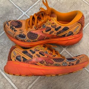 Brooks Thanksgiving sneakers